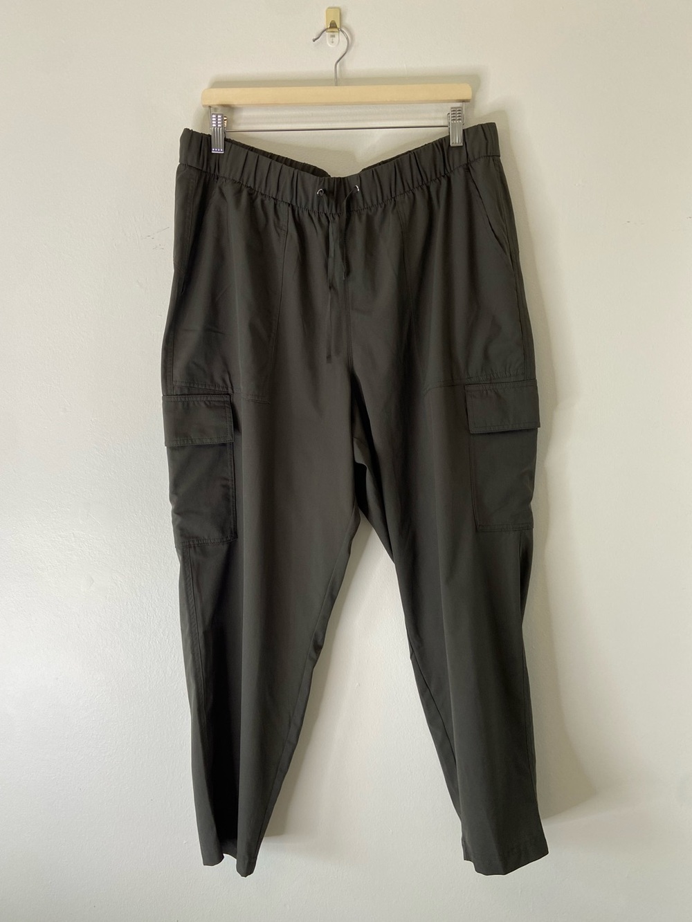 Old Navy Olive Green Strechtech Cargo Joggers